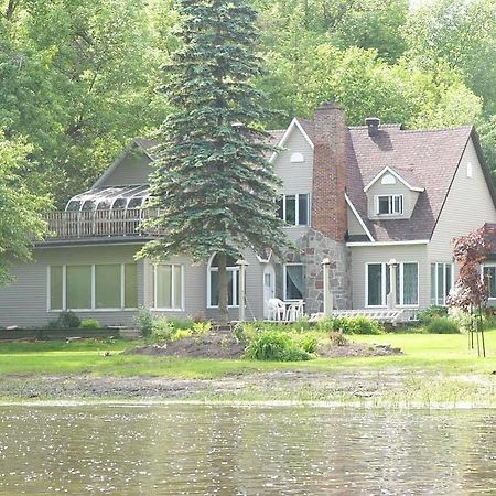 Hotel Aux Berges De L'Ile Garth Bois-des-Filion Exterior foto